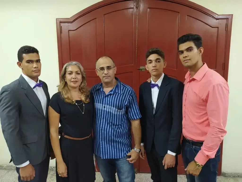 Eliobin Rodriguez with his family